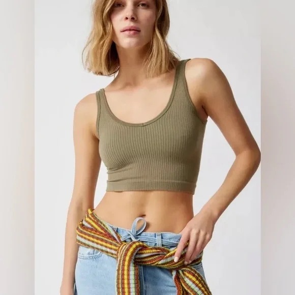 Out from Under Urban Outfitters Crop Tank - Picture 1 of 5